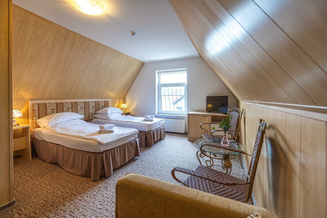 Гостиница Гренч Светлогорск