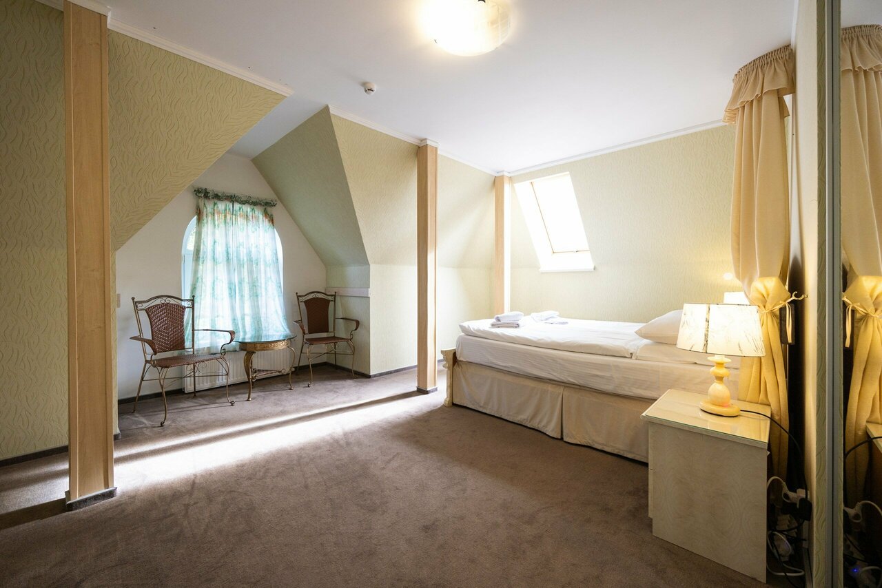 Гостиница Гренч Светлогорск