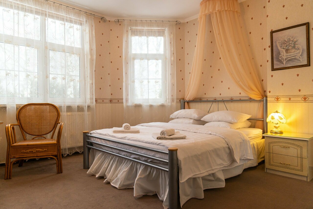 Гостиница Гренч Светлогорск