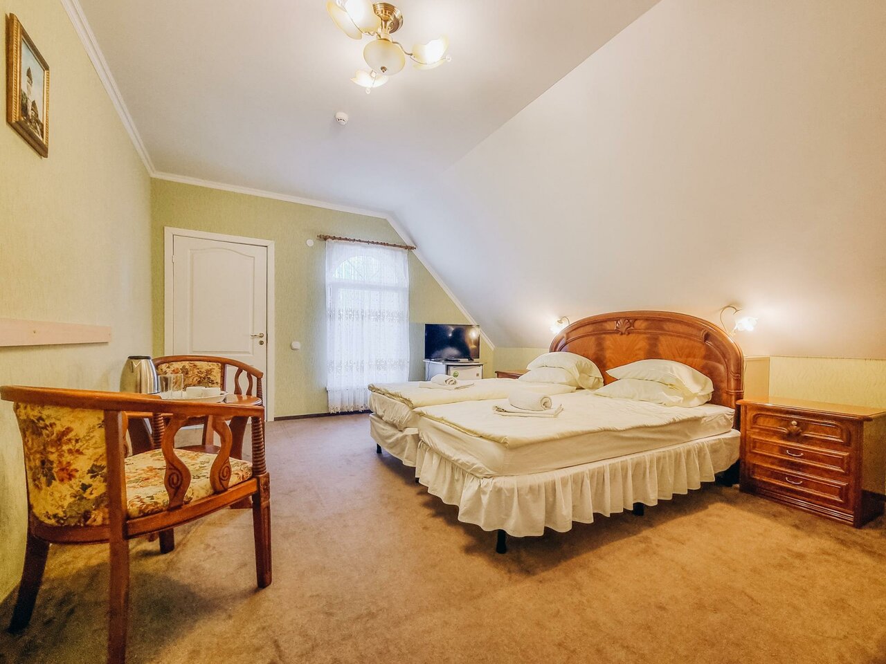 Гостиница Гренч Светлогорск