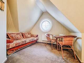 Гостиница Гренч Светлогорск Комната стандарт семейный (мансарда)-6