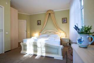 Гостиница Гренч Светлогорск Комната улучшенная с 1 двуспальной кроватью-1