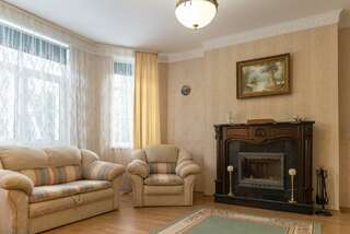 Гостиница Гренч Светлогорск 2-комнатный люкс-8