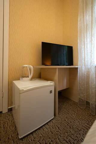 Гостиница Гренч Светлогорск Улучшенный двухместный номер с 2 отдельными кроватями-3