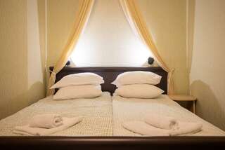 Гостиница Гренч Светлогорск Комната улучшенная с 1 двуспальной кроватью-21