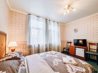 Гостиница Гренч Светлогорск Комната стандарт с 1 двуспальной кроватью-9