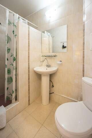 Гостиница Гренч Светлогорск Двухместный номер с 2 отдельными кроватями-14